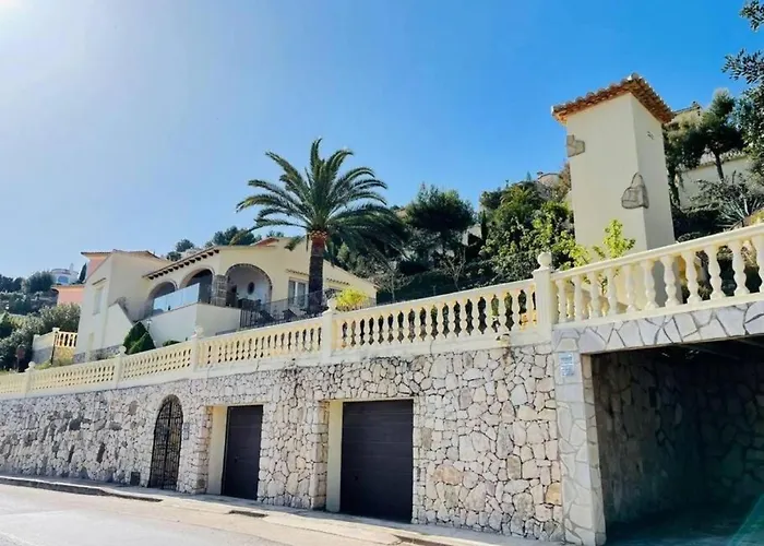Villa Jade - Luxury Retreat